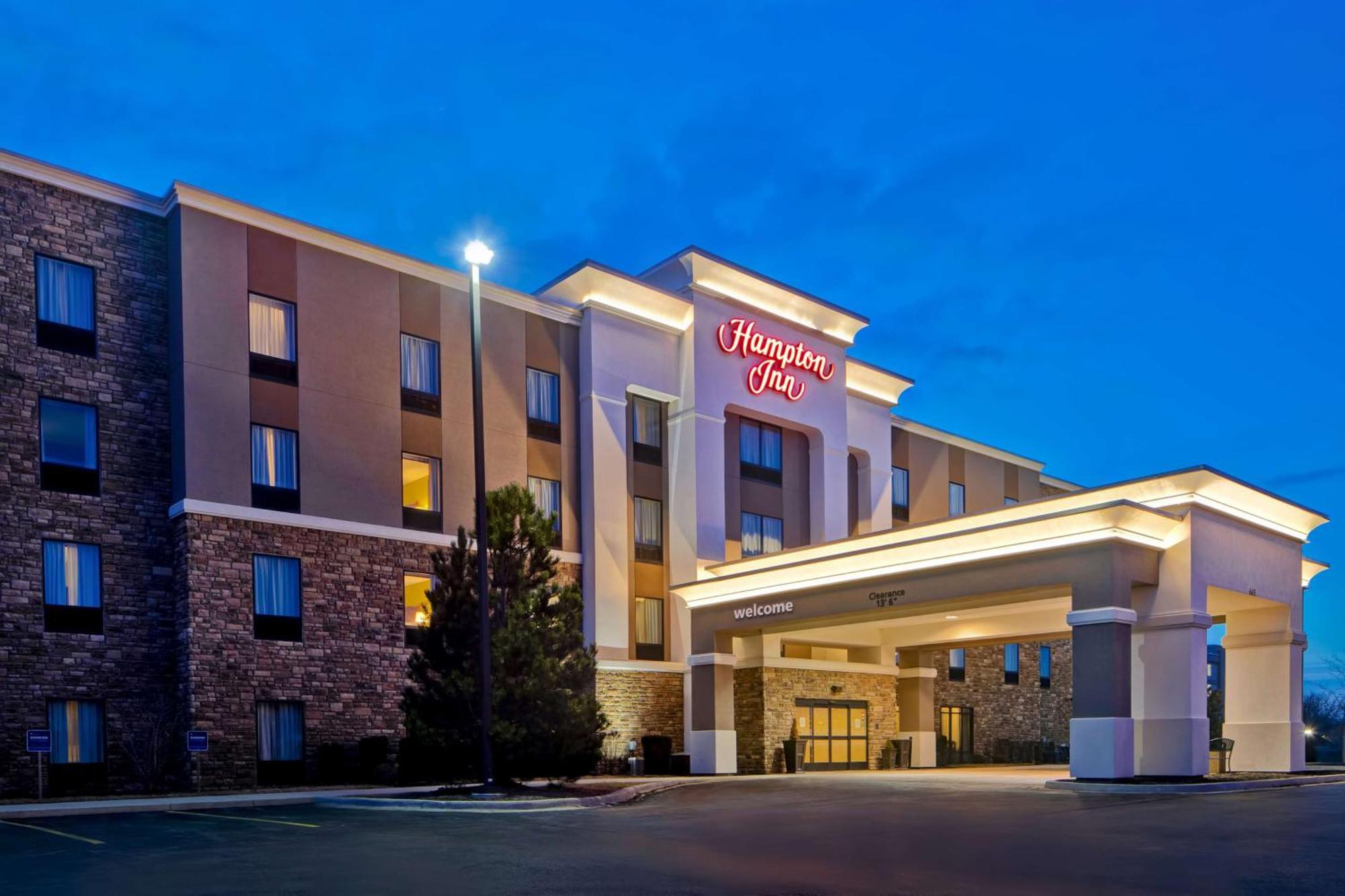 Hampton Inn Dekalb - Near The University Eksteriør billede