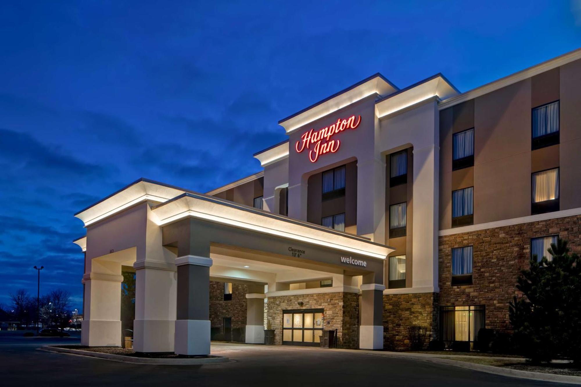 Hampton Inn Dekalb - Near The University Eksteriør billede
