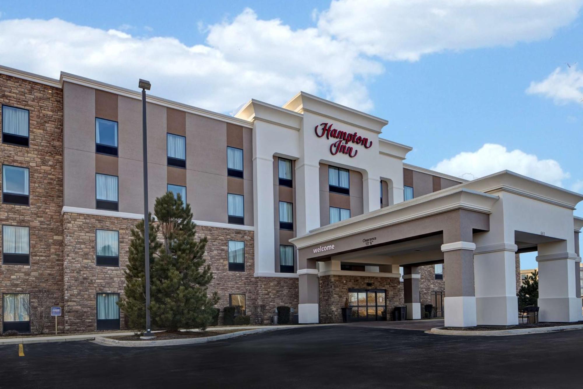 Hampton Inn Dekalb - Near The University Eksteriør billede